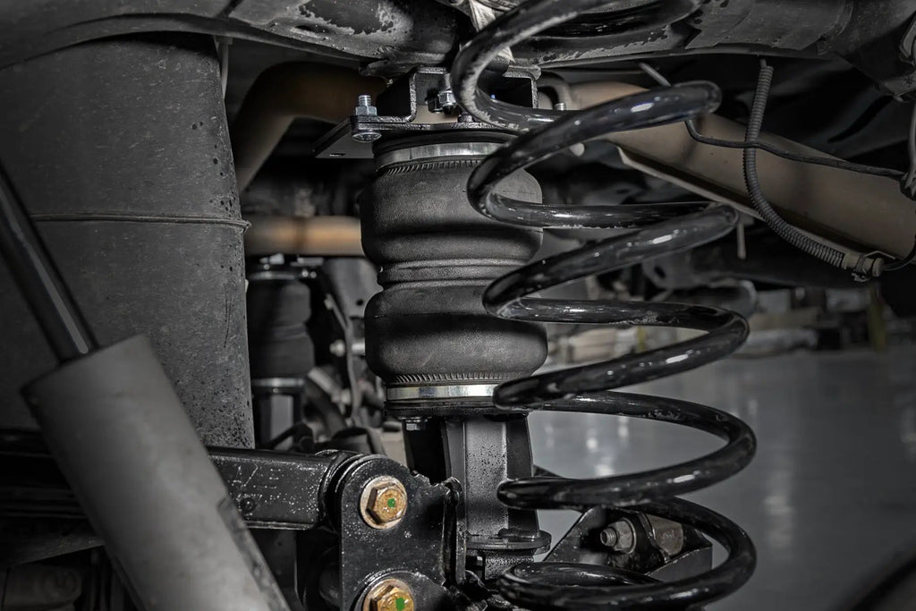 Air Spring Kit | Ram 1500 2WD/4WD (2009-2018 & Classic) by Rough Country