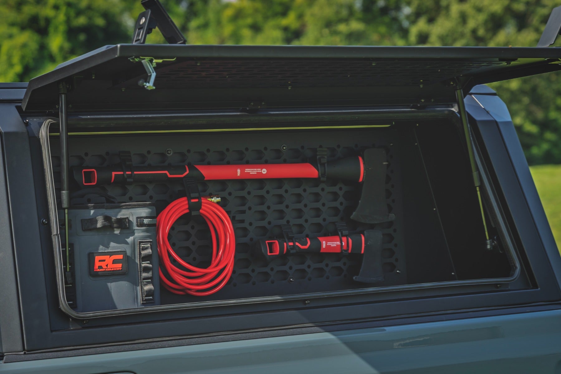 Bed Cap Molle Panel Side Storage Bin | Drivers Side | Jeep Gladiator JT (20-26) by Rough Country