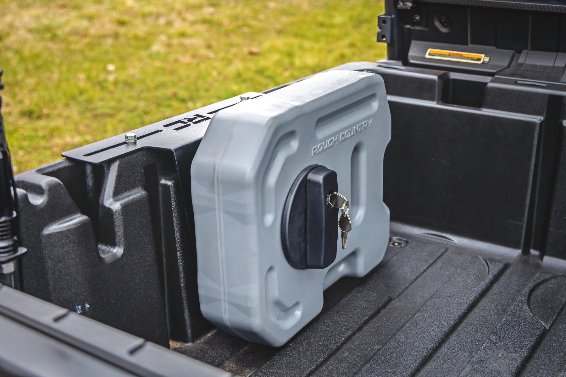 10L Fluid Container Bed Side Mount | Multiple Makes & Models (Polaris/Can-Am/CFMOTO) by Rough Country