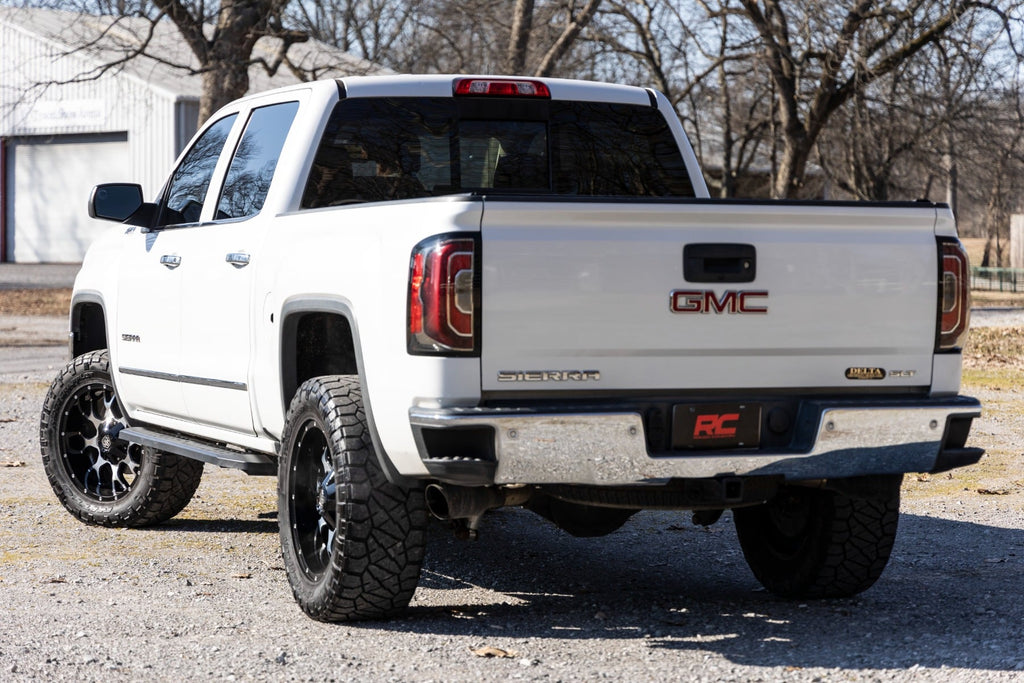 RPT2 Running Boards | Crew Cab | Chevy/GMC 1500/2500HD/3500HD (07-18 & Classic) by Rough Country