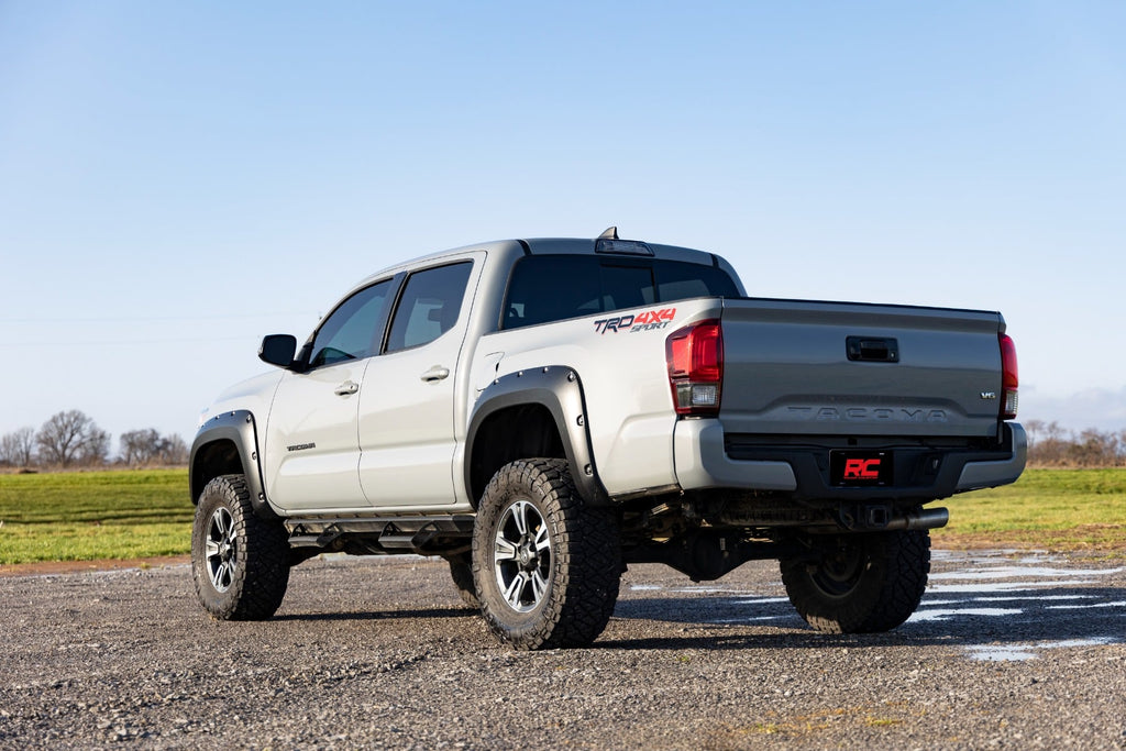 Pocket Fender Flares | Toyota Tacoma 2WD/4WD (2016-2023) by Rough Country