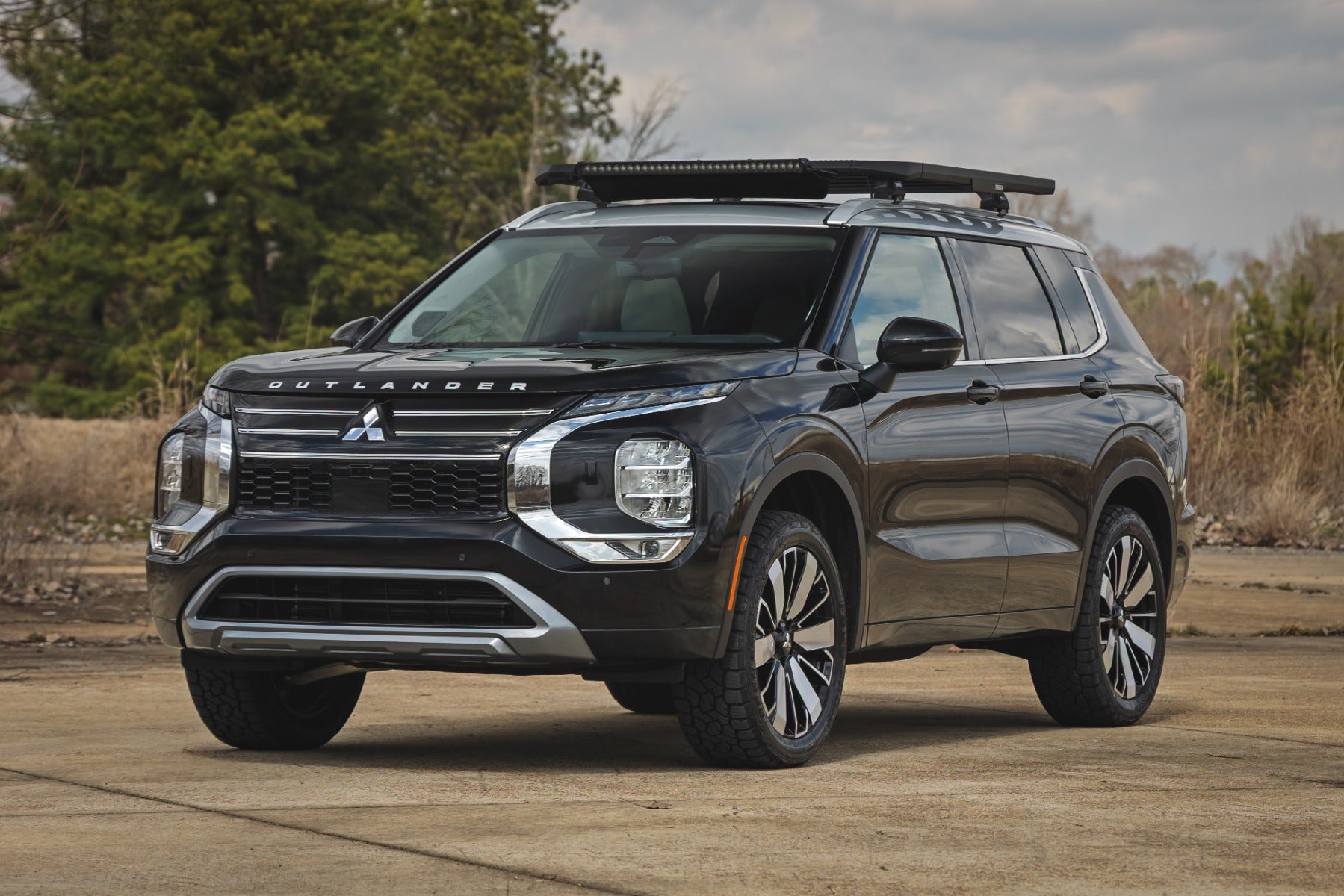1.5 Inch Lift Kit | Mitsubishi Outlander (2022-2026) by Rough Country