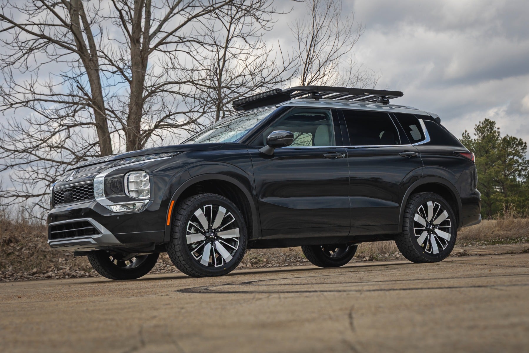 1.5 Inch Lift Kit | Mitsubishi Outlander (2022-2026) by Rough Country