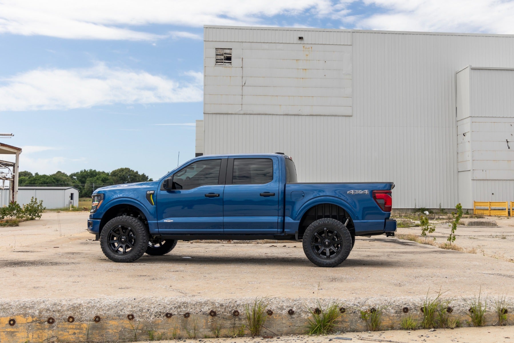 3 Inch Lift Kit | Fabbed UCA | Vertex/V2 | Ford F-150 4WD (2021-2026) by Rough Country