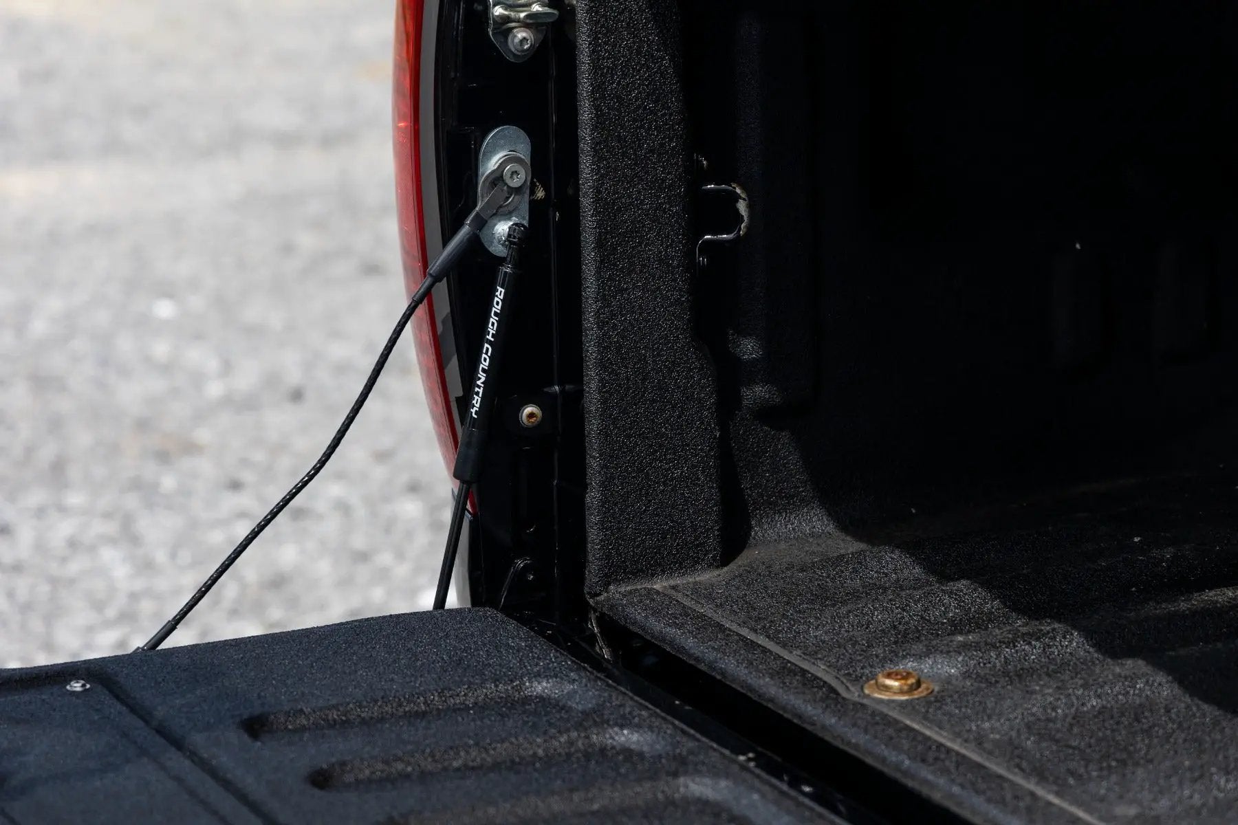 Tailgate Assist | Toyota Tundra 2WD/4WD (2007-2021) by Rough Country