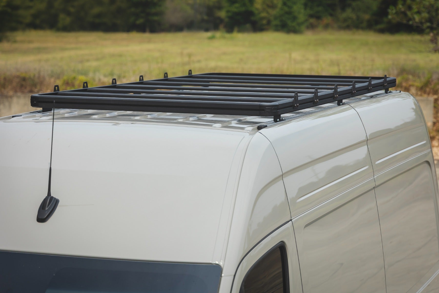 Roof Rack | Mercedes-Benz Sprinter 3500 (19-22)/Sprinter 3500XD (19-25) by Rough Country