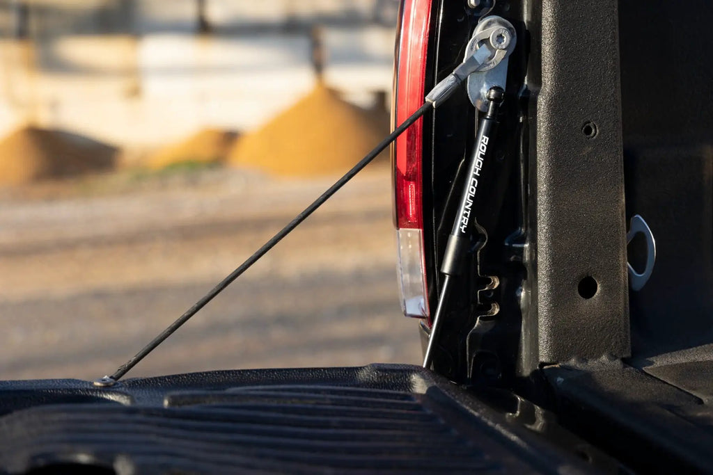 Tailgate Assist | Ford F-250/F-350 Super Duty 2WD/4WD (1999-2016) by Rough Country