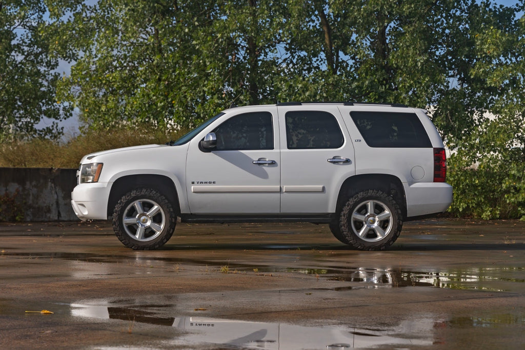 3.5 Inch Lift Kit | Forged UCAs | Chevy/GMC SUV 1500 2WD/4WD (2007-2020) by Rough Country