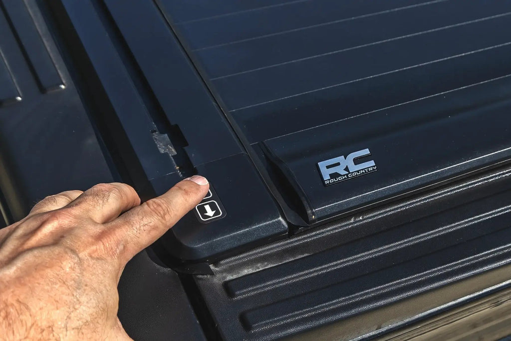 Powered Retractable Bed Cover | 5'7" Bed | Ford F-150 2WD/4WD (2009-2014) by Rough Country