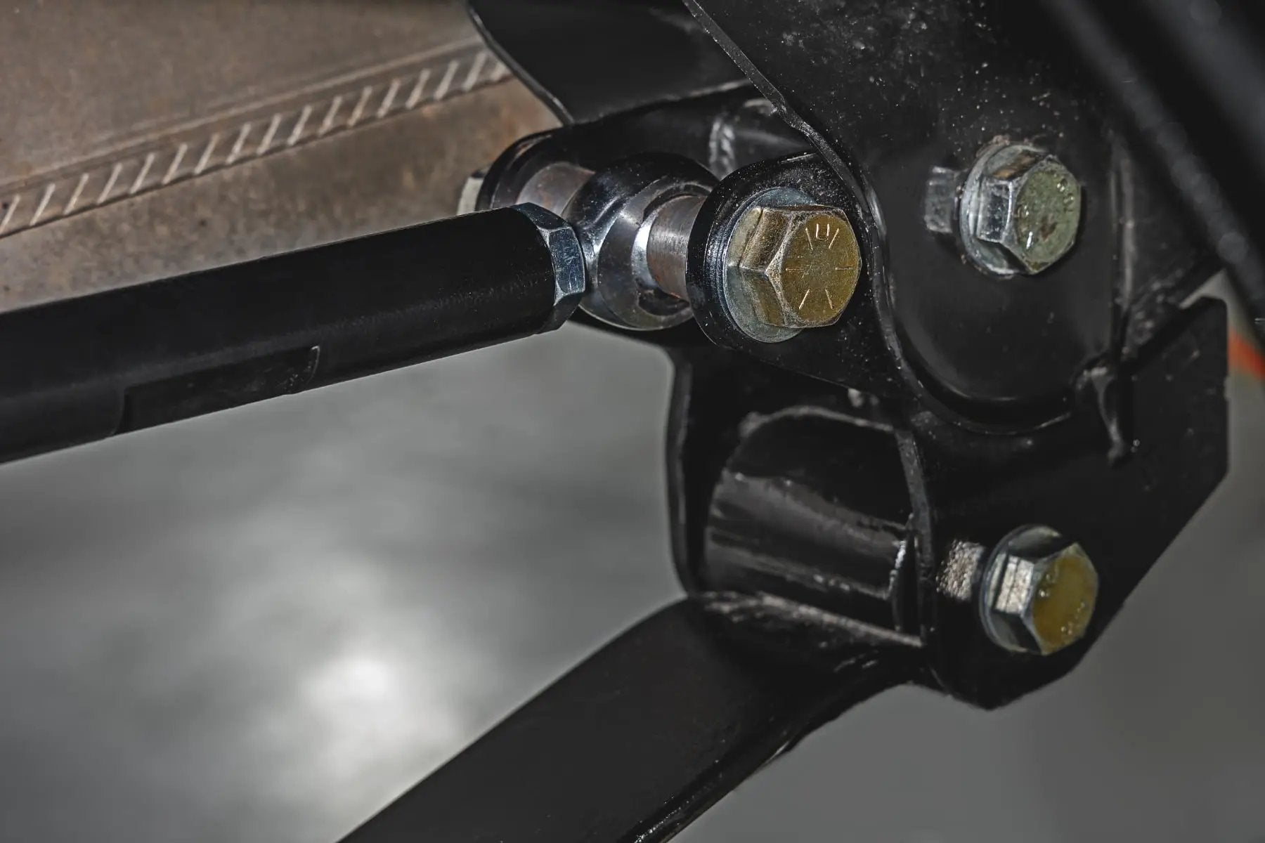 Traction Bar Kit | 2-5 Inch Lowering Kit | Ford F-150 (2015-2026) by Rough Country