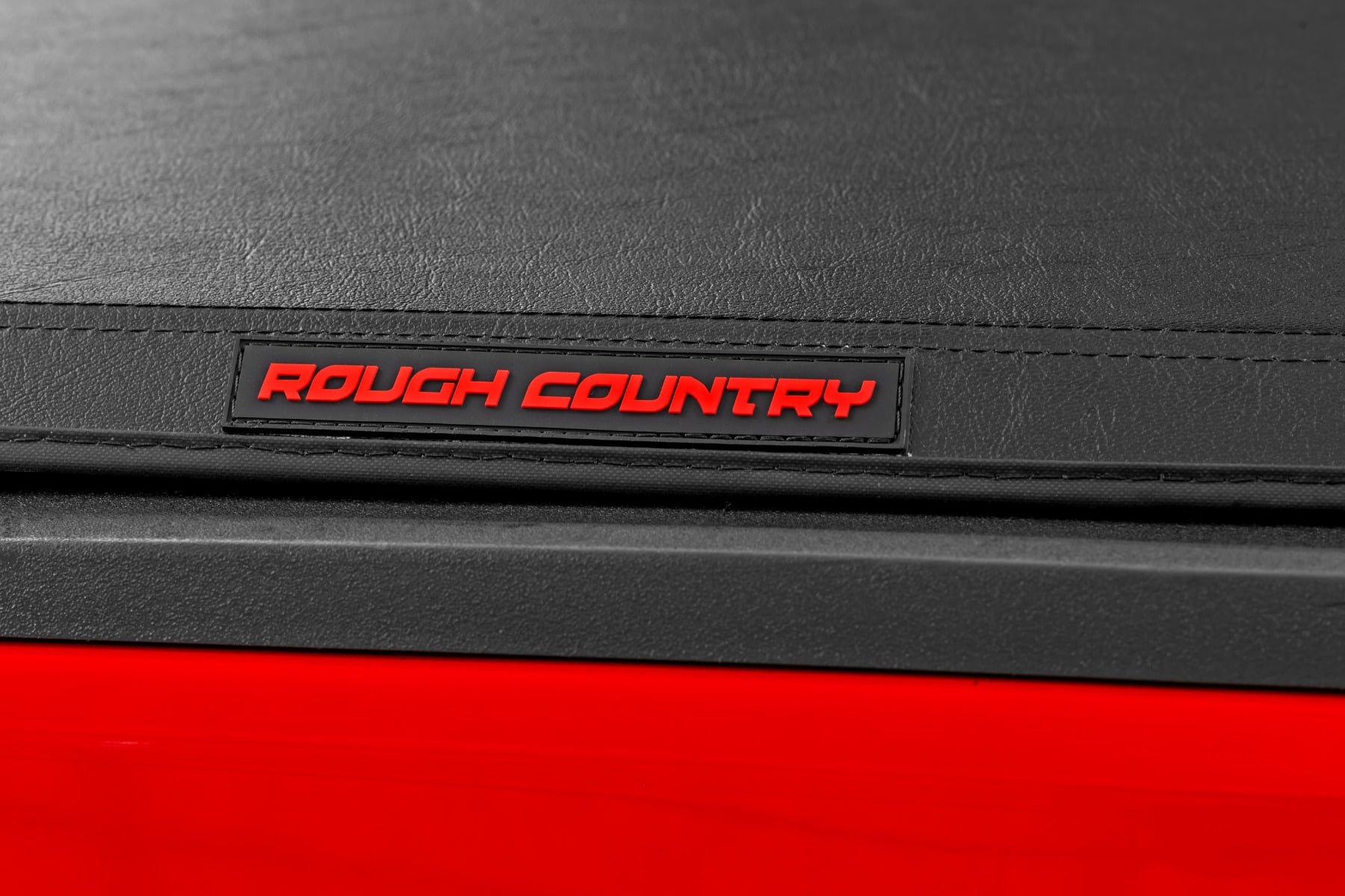 Soft Tri-Fold Bed Cover | 5' Bed | Jeep Gladiator JT 4WD (2020-2026) by Rough Country