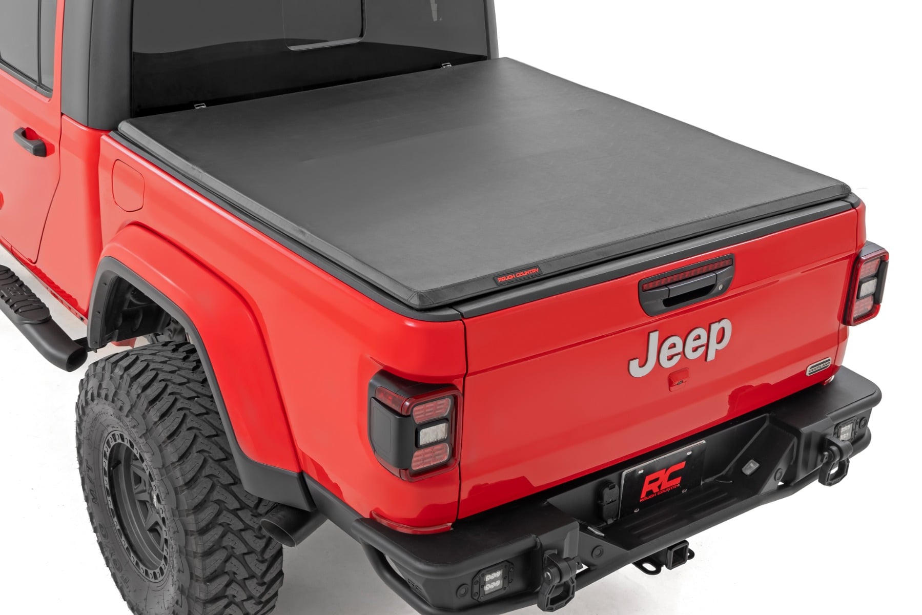 Soft Tri-Fold Bed Cover | 5' Bed | Jeep Gladiator JT 4WD (2020-2026) by Rough Country