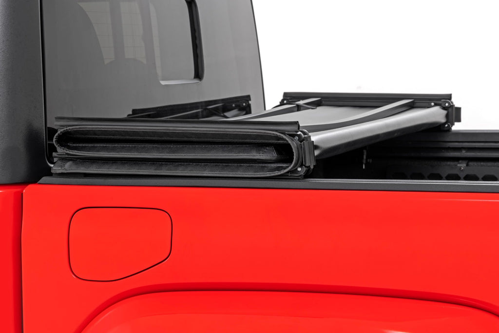 Soft Tri-Fold Bed Cover | 5' Bed | Jeep Gladiator JT 4WD (2020-2026) by Rough Country