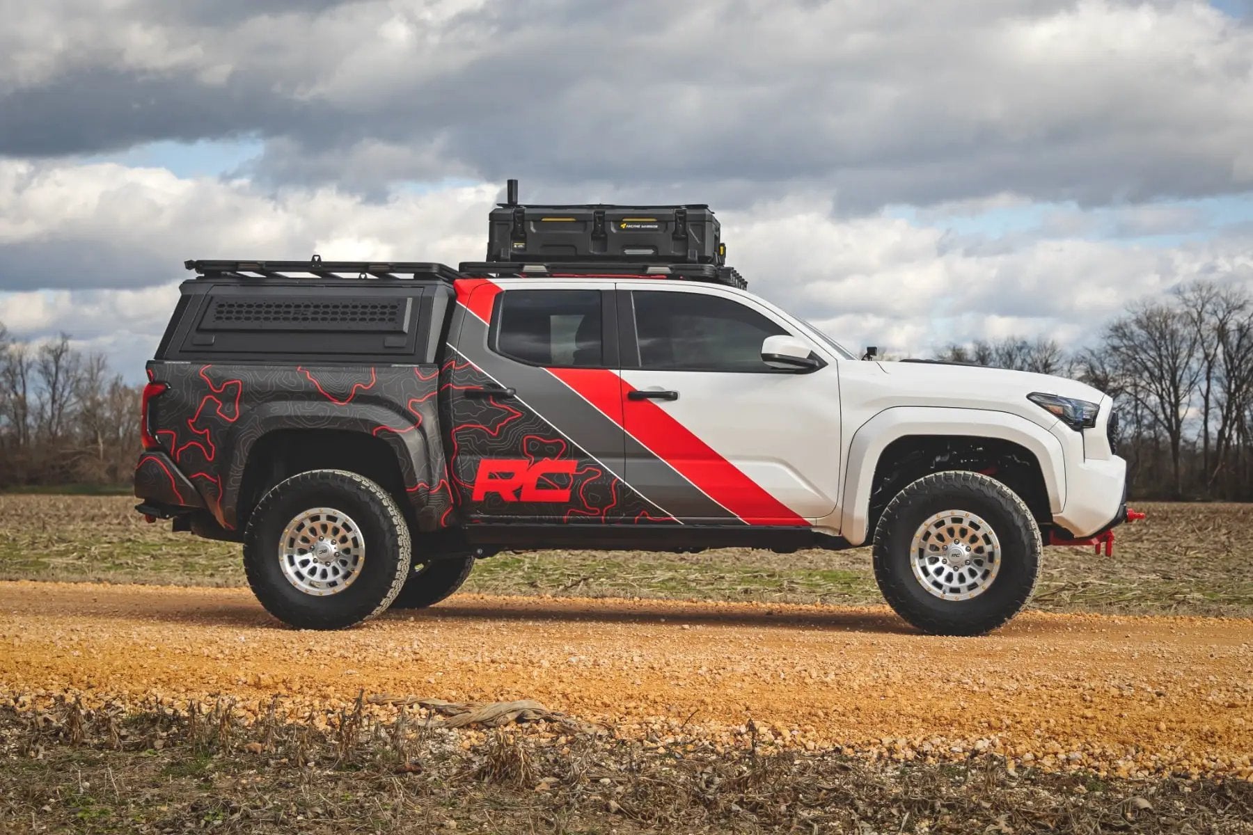 Roof Rack | Bed Cap | Toyota Tacoma 2WD/4WD (2024-2026) by Rough Country