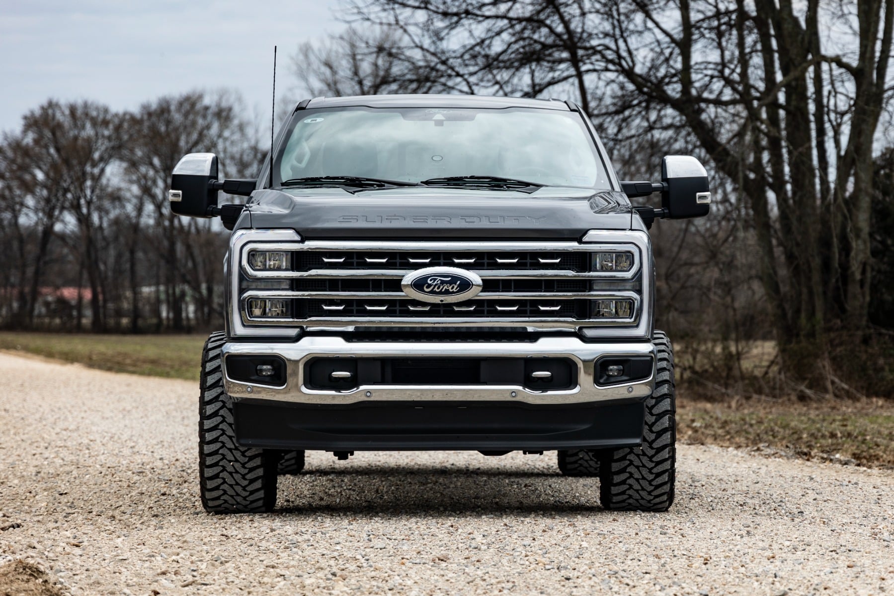 2 Inch Leveling Kit | Track Bar Bracket | Ford F-250/F-350 Super Duty (17-26) by Rough Country