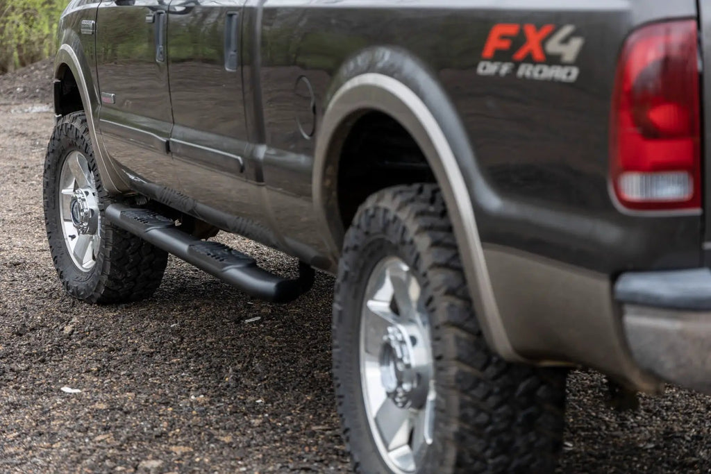 Oval Nerf Step | Crew Cab | Black | Ford F-250/F-350 Super Duty (99-16) by Rough Country