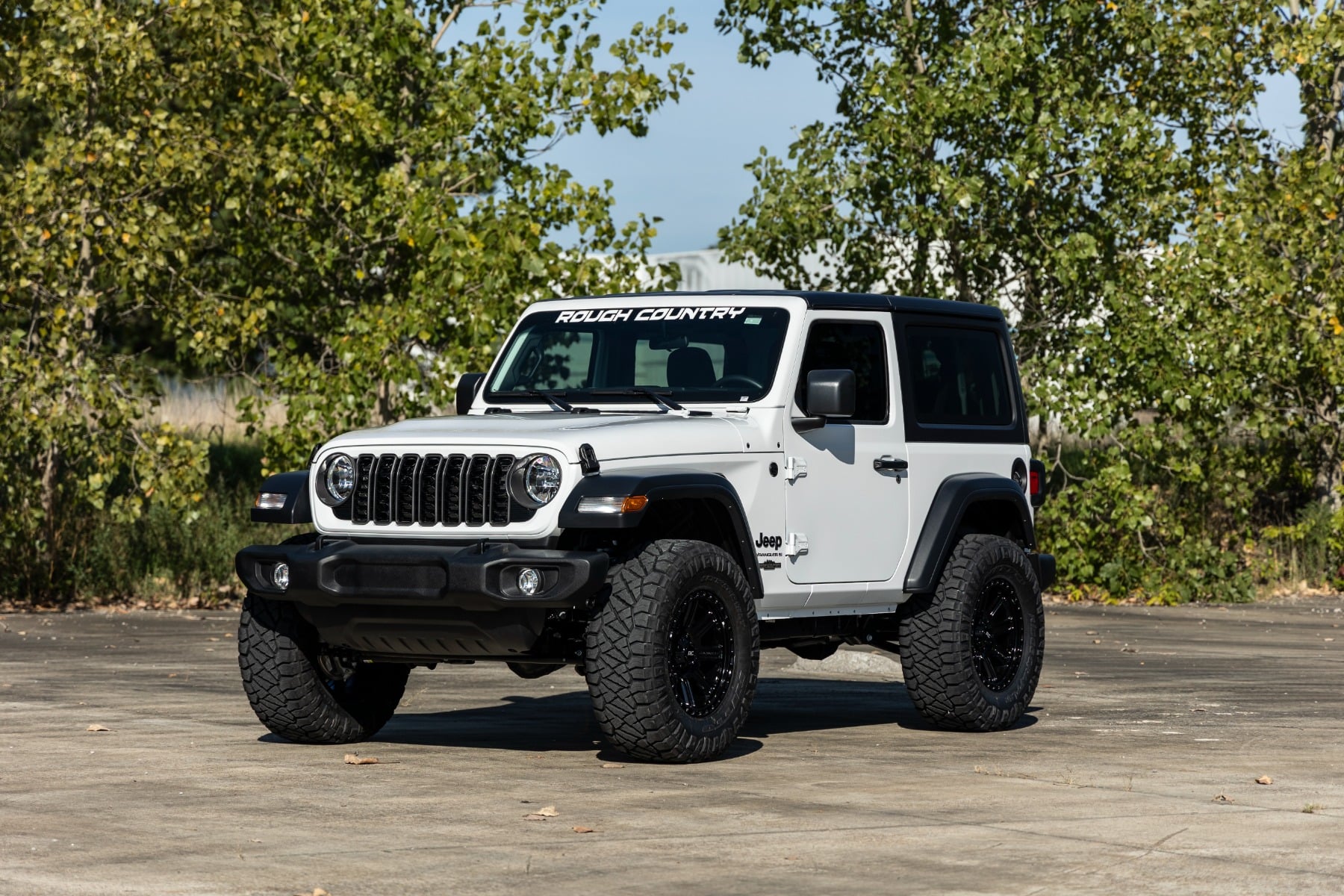 2.5 Inch Lift Kit | Coils | V2 | Jeep Wrangler JL 4WD (2024-2026) by Rough Country