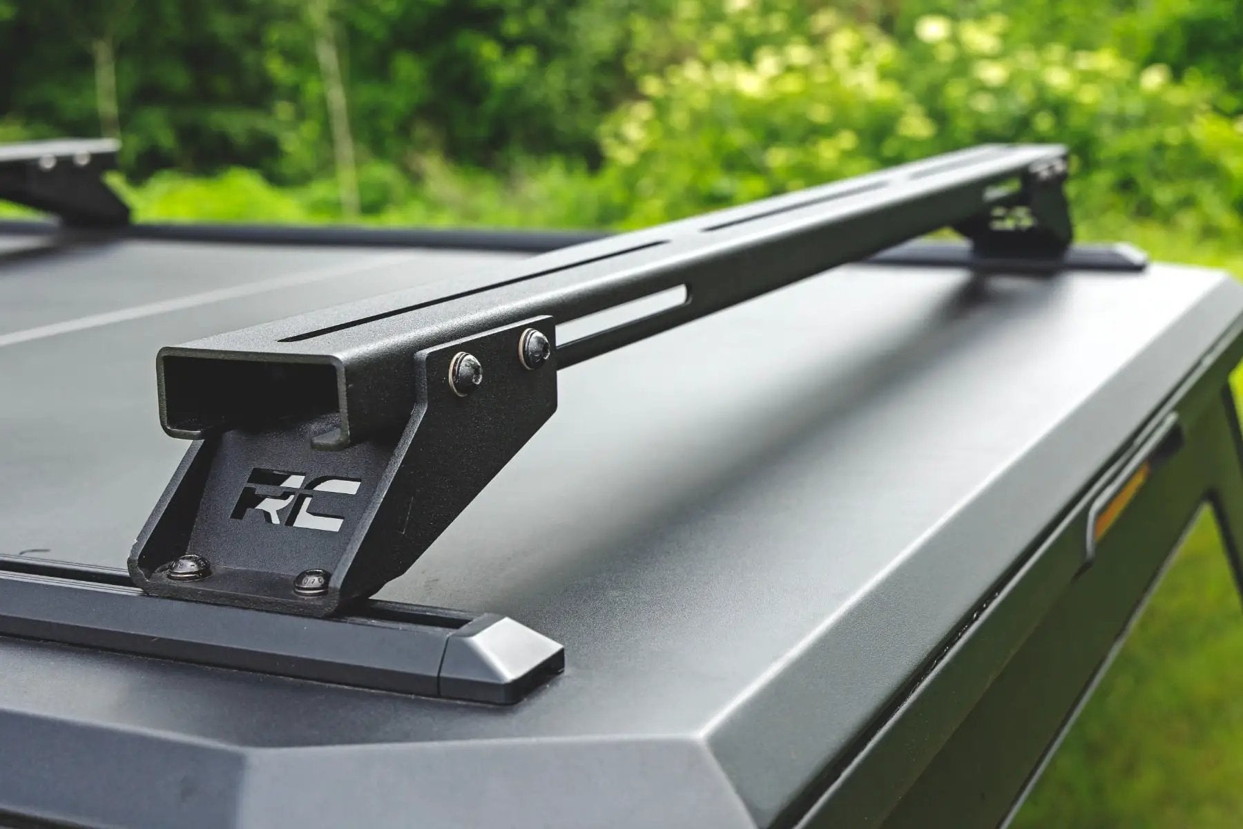 Adjustable Crossbars | Universal T-Slot | Bed Cap by Rough Country
