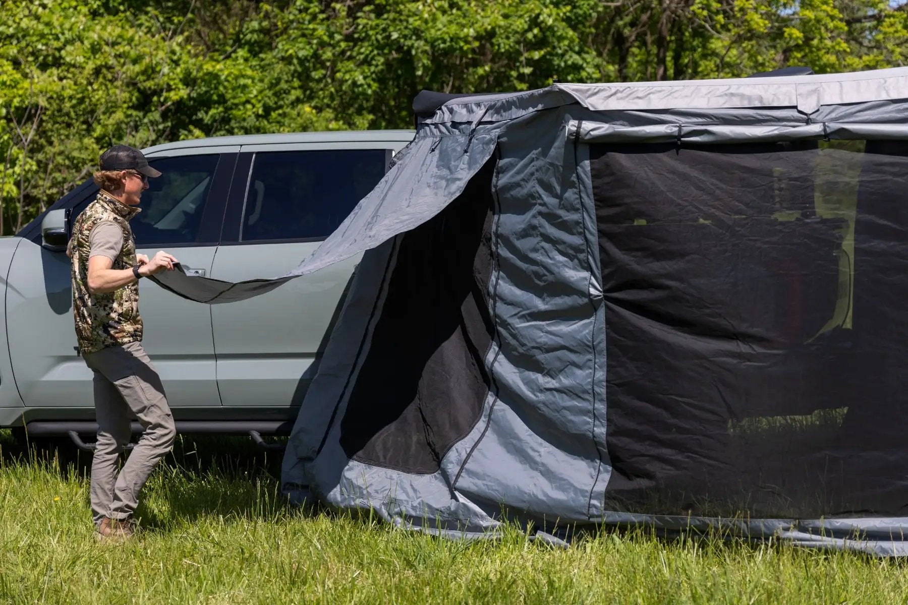 270 Degree Awning Wall Enclosure by Rough Country