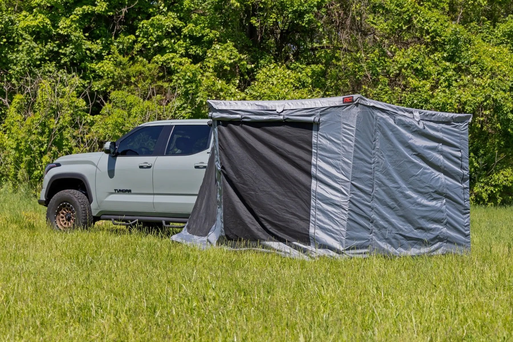 270 Degree Awning Wall Enclosure by Rough Country