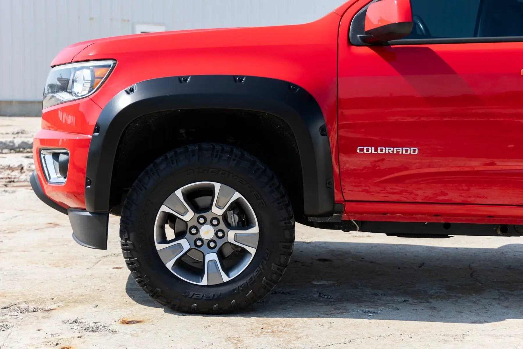 Pocket Fender Flares | 5' Bed | Chevy Colorado 2WD/4WD (2015-2022) by Rough Country