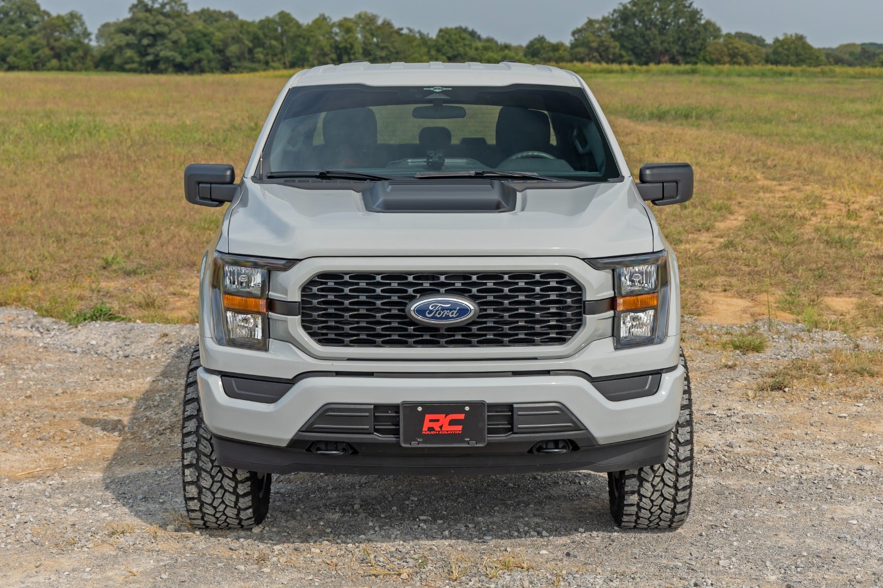 Hood Scoop | Gloss Black | Ford F-150 2WD/4WD (2021-2026) by Rough Country