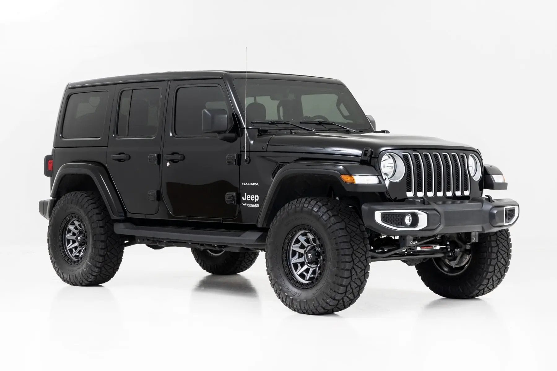 2.5 Inch Lift Kit | Coils | M1 | Jeep Wrangler Unlimited 4WD (2024-2026) by Rough Country