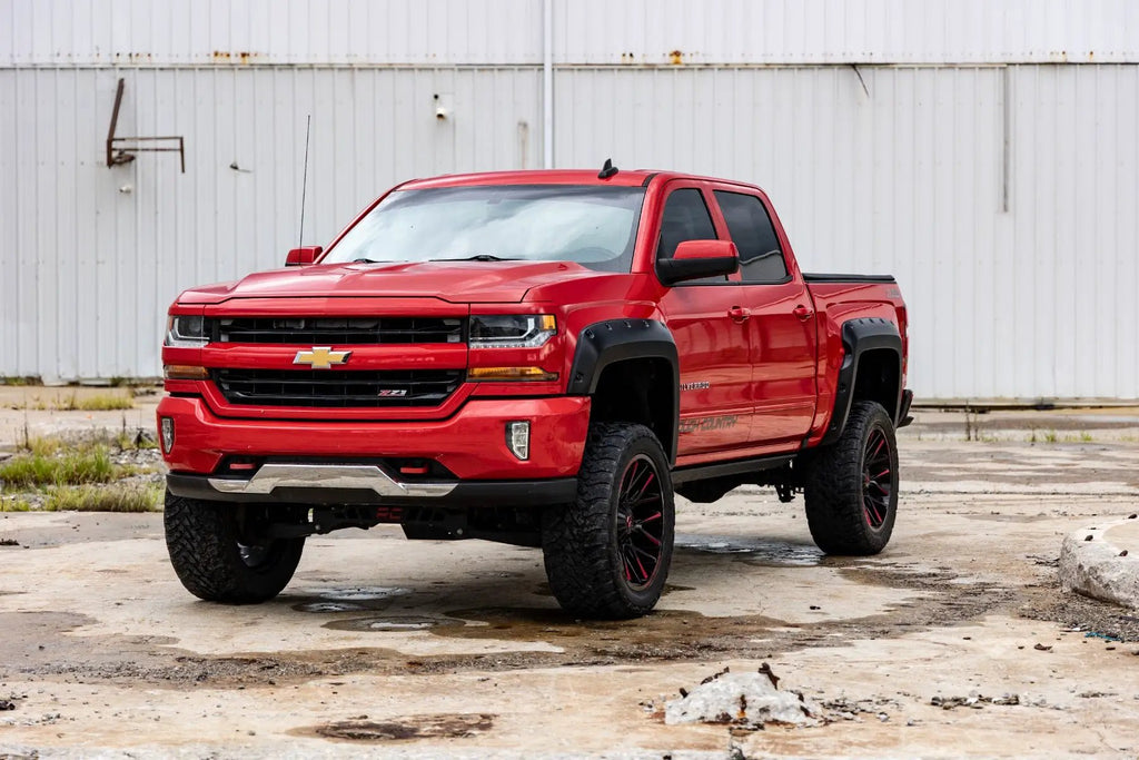 Pocket Fender Flares | 6'7" & 8' Bed | Chevy Silverado 1500 (14-18)/Silverado 2500 HD (15-19) by Rough Country