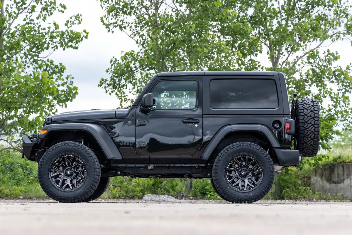Rough Country 95 Series Wheel | Machined One-Piece | Gloss Black | 20x10 | 5x5 | -19mm by Rough Country