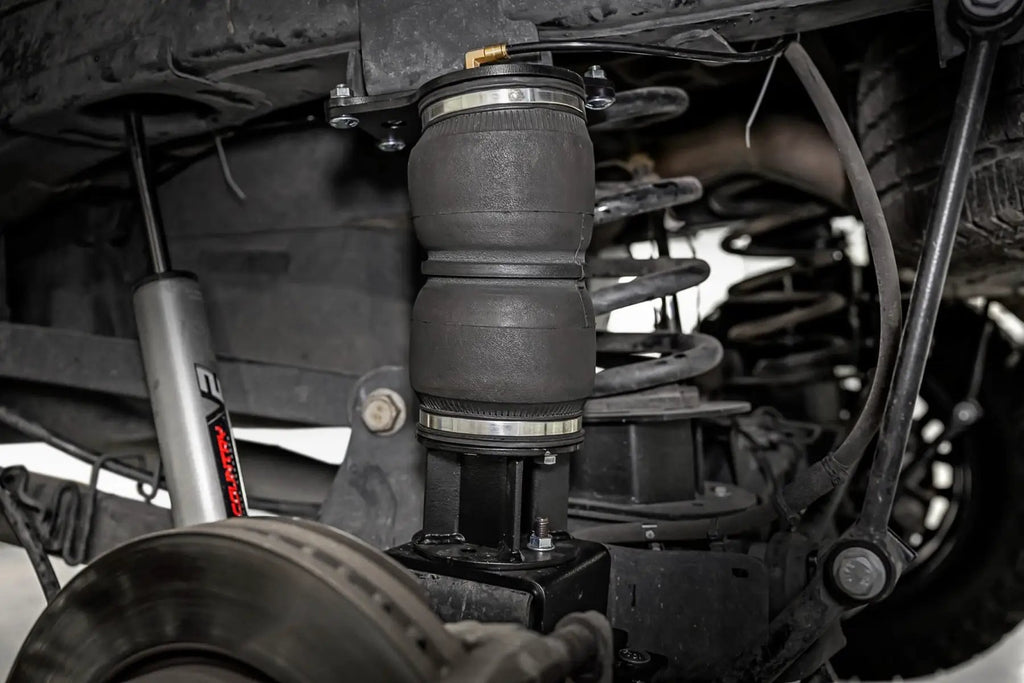 Air Spring Kit w/compressor | Ram 2500 4WD (2014-2026) by Rough Country