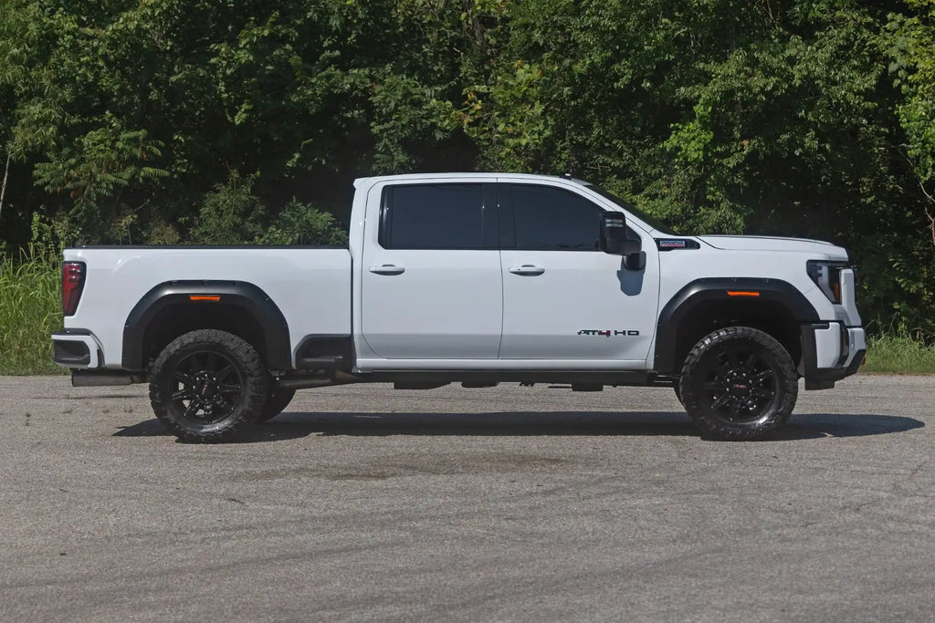 Pocket Fender Flares | GBA Black | GMC Sierra 2500 HD/Sierra 3500 HD (20-26) by Rough Country