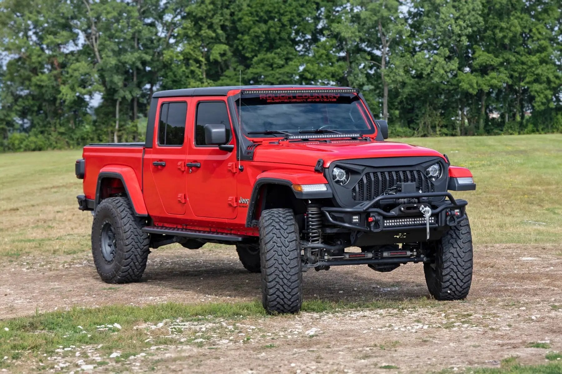 RPT2 Running Board | Jeep Gladiator JT 4WD (2020-2026) by Rough Country