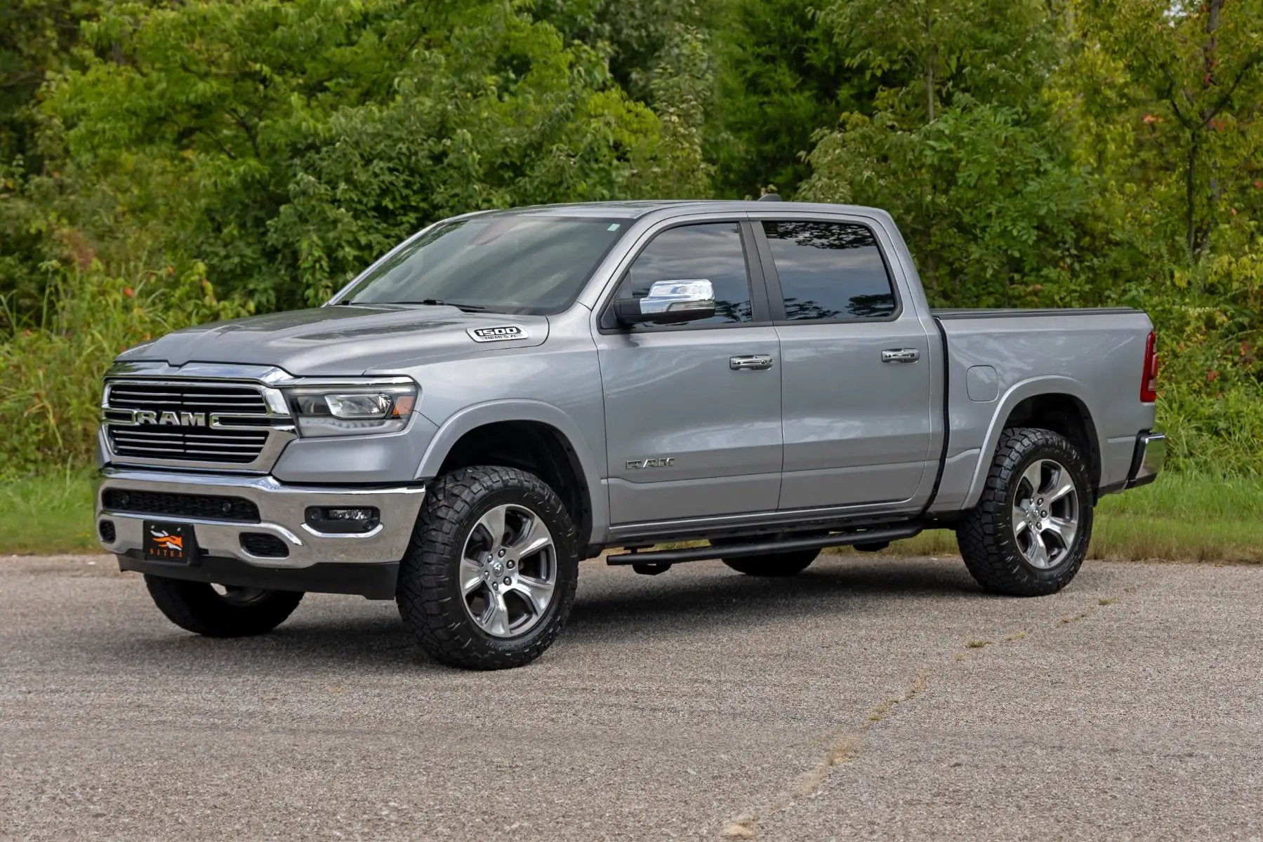 OV2 Running Boards | Side Step Bars | Crew Cab | Ram 1500 (19-26)/1500 TRX (21-24) by Rough Country