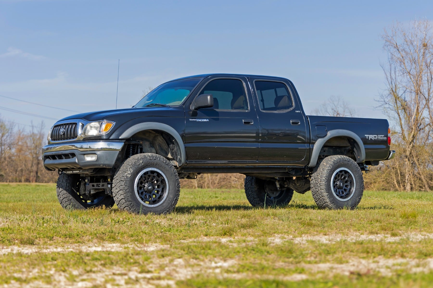 6 Inch Lift Kit | N3 Struts | Toyota Tacoma 2WD/4WD (1995-2004) by Rough Country