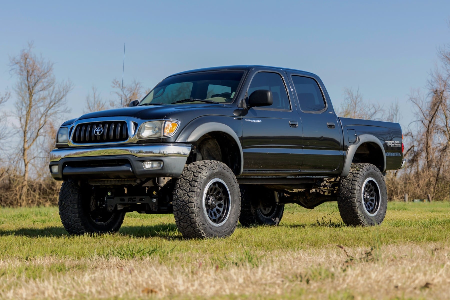 6 Inch Lift Kit | N3 Struts | Toyota Tacoma 2WD/4WD (1995-2004) by Rough Country