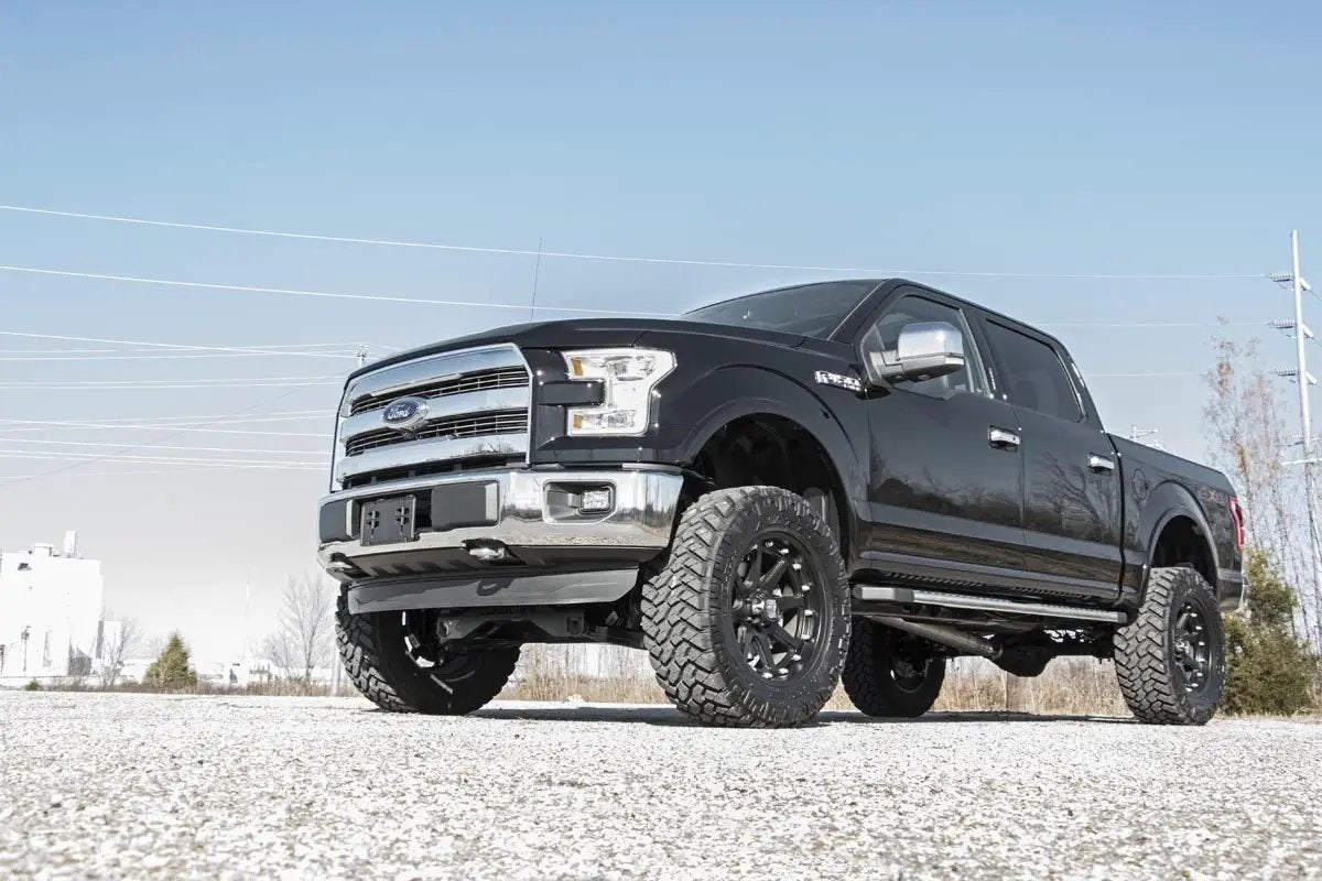 6 Inch Lift Kit | N3 Struts | Ford F-150 4WD (2015-2020) by Rough Country