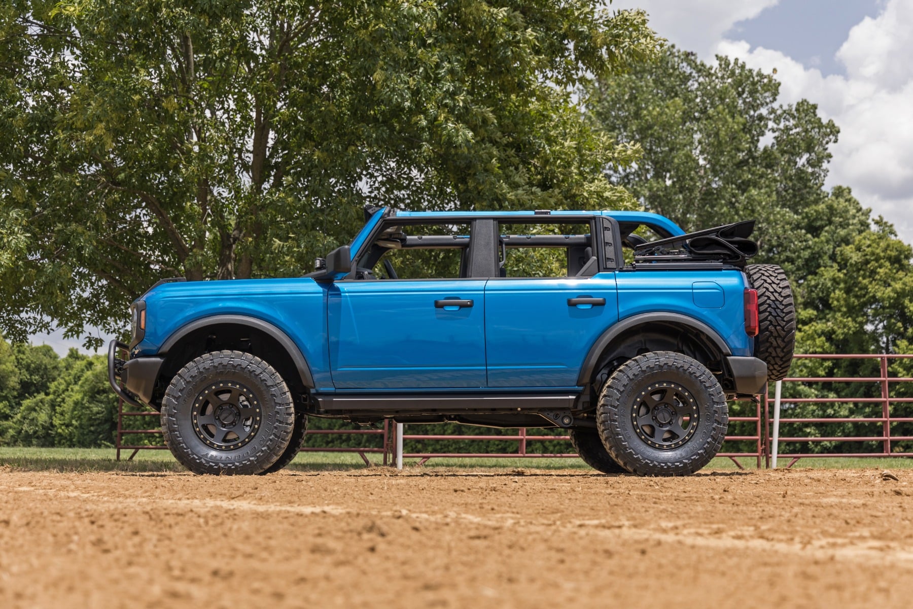 3.5 Inch Lift Kit | M1R | Ford Bronco 4WD (2021-2026) by Rough Country