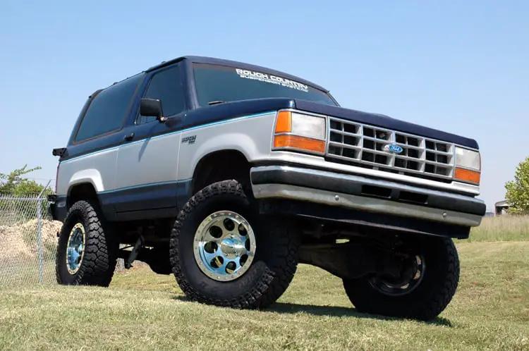 4 Inch Lift Kit | Ford Bronco II 4WD (1984-1990) by Rough Country