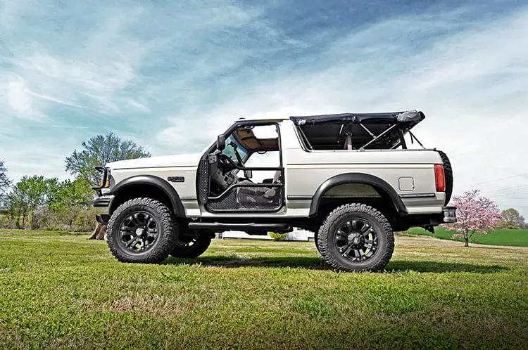 4 Inch Lift Kit | Rear Blocks | Ford Bronco 4WD (1980-1996) by Rough Country