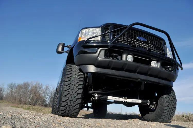 5 Inch Lift Kit | Ford Excursion 4WD (2000-2005) by Rough Country
