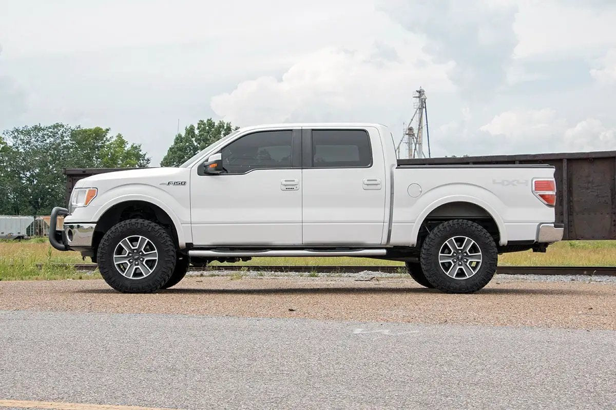 3 Inch Lift Kit | Ford F-150 4WD (2009-2013) by Rough Country