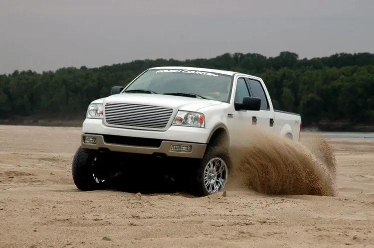 6 Inch Lift Kit | N3 Struts | Ford F-150 4WD (2004-2008) by Rough Country