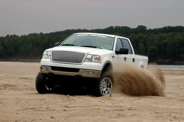 6 Inch Lift Kit | Ford F-150 4WD (2004-2008) by Rough Country