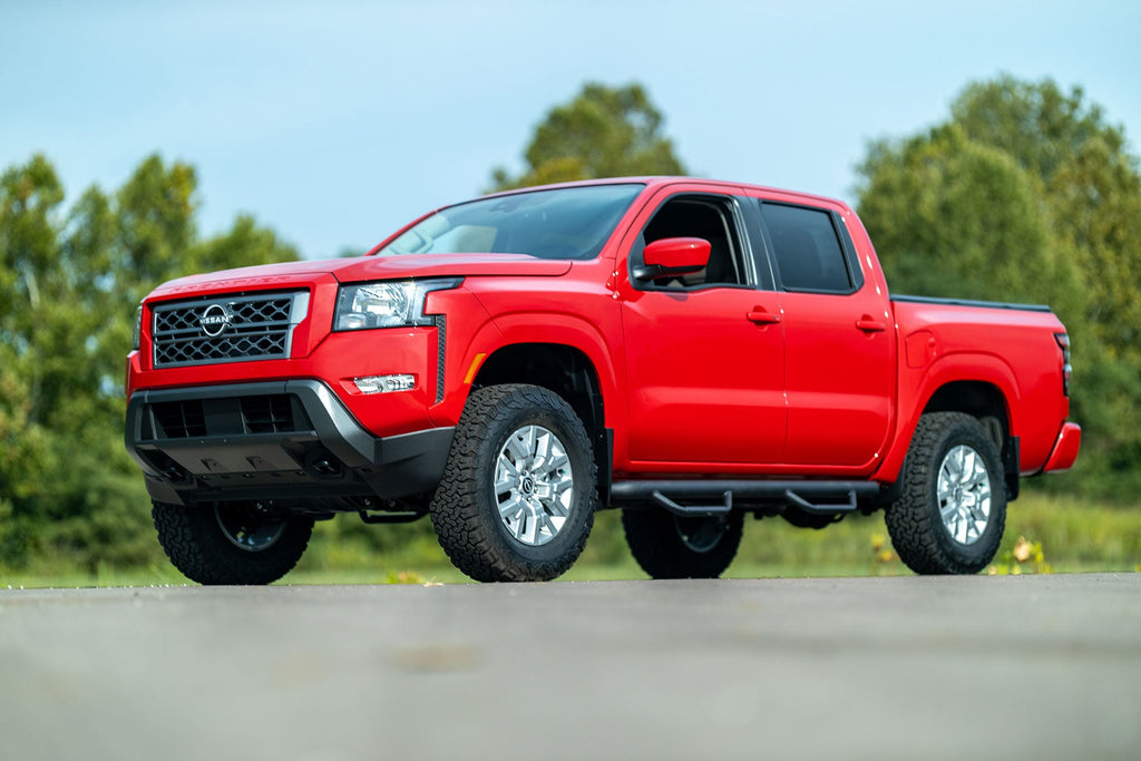 2.5 Inch Lift Kit | Nissan Frontier (05-26)/Xterra (05-15) 2WD/4WD by Rough Country