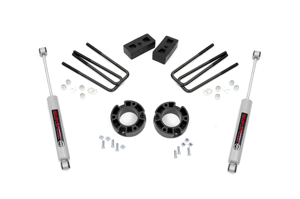 3.5 Inch Lift Kit | Chevy Silverado & GMC Sierra 1500 2WD (2007-2013) by Rough Country