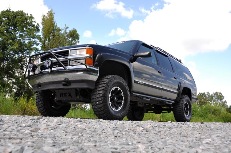6 Inch Lift Kit | V2 | Chevy/GMC 1500 Truck & SUV 4WD (1988-1999) by Rough Country