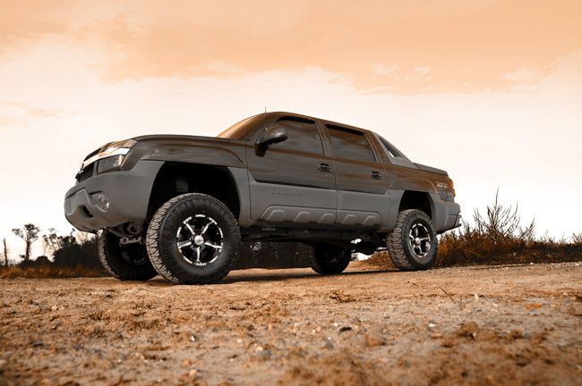 6 Inch Lift Kit | NTD | Chevy Avalanche (02-06)/Suburban 1500 (00-06) by Rough Country