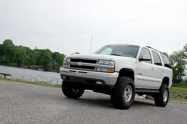 6 Inch Lift Kit | NTD | M1 | Chevy/GMC Tahoe/Yukon 2WD/4WD (2000-2006) by Rough Country