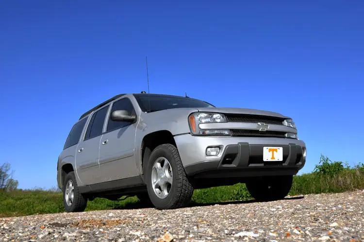 2 Inch Lift Kit | Chevy/GMC Envoy/Trailblazer 2WD/4WD (2002-2009) by Rough Country