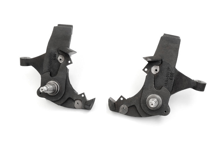 4 Inch Lift Spindles | Chevy C1500/K1500 Pickup Extended Ca/Half-Ton SUV (88-99) by Rough Country
